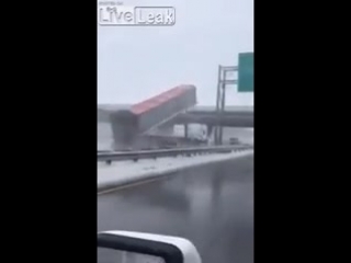 truck crashed into a bridge